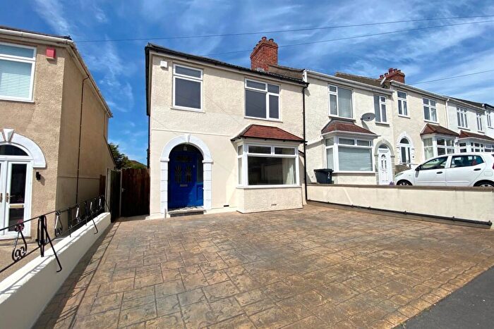 3 Bedroom House To Rent In Almeda Road, BS5