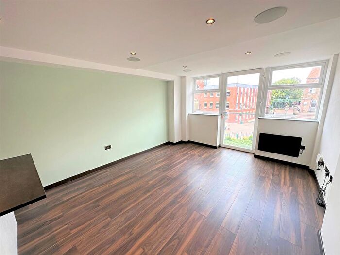 1 Bedroom Flat To Rent In Cooper House, Hull, HU1