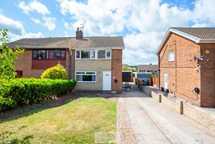 3 Bedroom Semi-Detached House For Sale In Osborne Road, Kiveton Park, S26