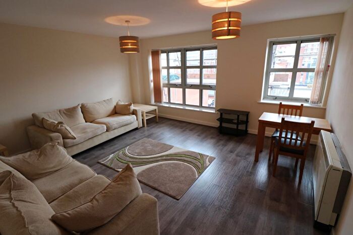 2 Bedroom Flat To Rent In George Street, Birmingham, B3