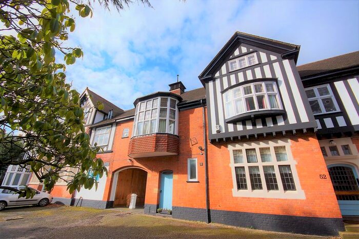 2 Bedroom Flat To Rent In Russell Road, Moseley, Birmingham, B13