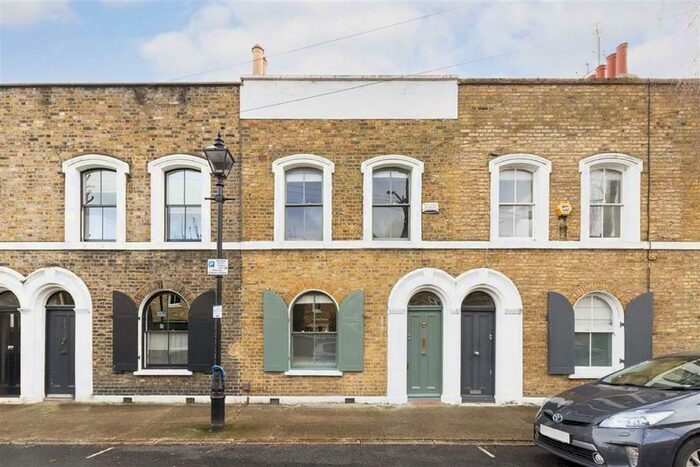2 Bedroom Terraced House To Rent In Cyprus Street, London E2