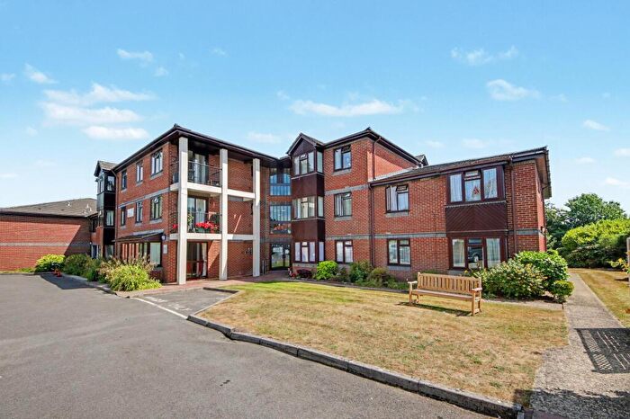 1 Bedroom Flat For Sale In Thornhill Park Road, Thornhill, SO18