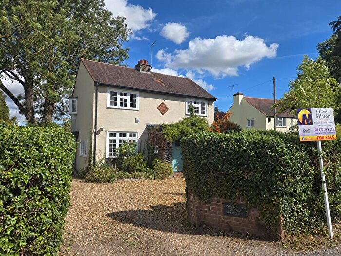 3 Bedroom Detached House For Sale In Roydon Green, High Street, Roydon, CM19