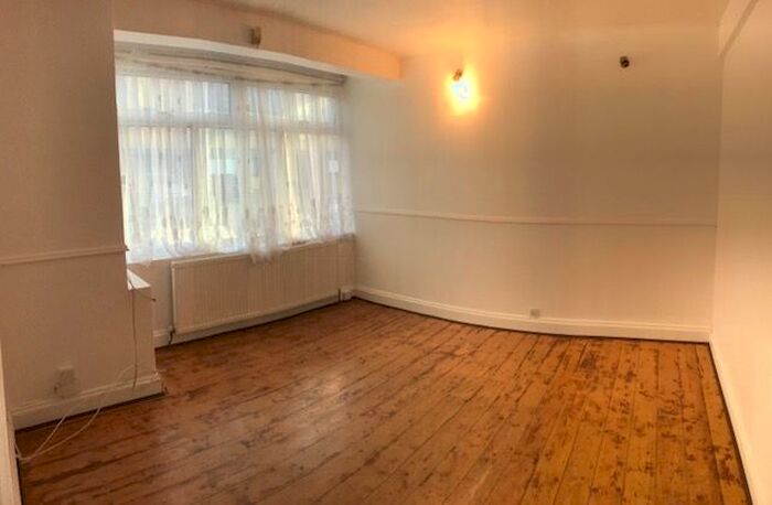 4 Bedroom Terraced House To Rent In Belgrave Road, Ilford/Essex, IG1