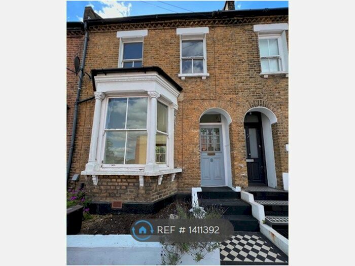 2 Bedroom Terraced House To Rent In Waldeck Grove, London, SE27