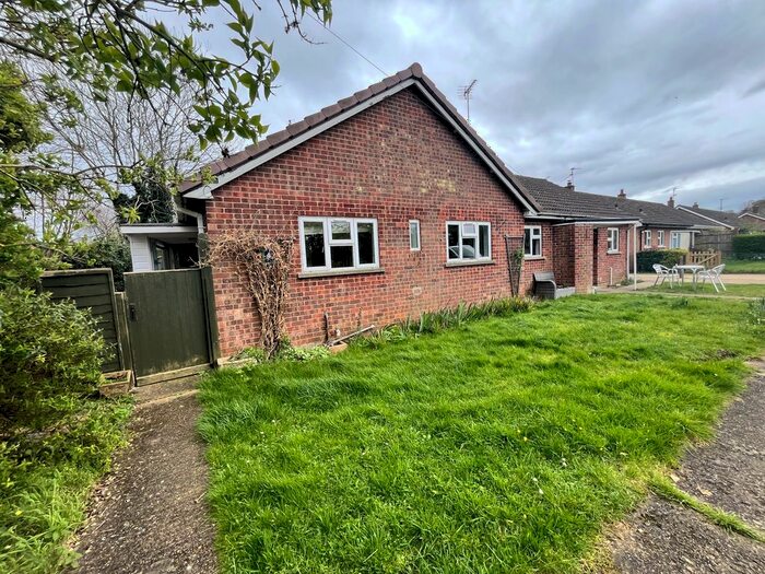 2 Bedroom Semi-Detached Bungalow To Rent In Sandygate Lane, Sleaford, NG34