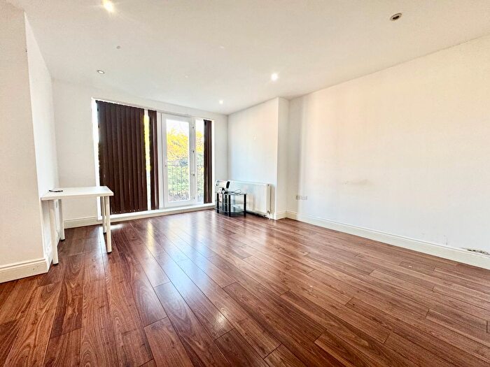 2 Bedroom Flat To Rent In Burnt Oak Broadway, Edgware, HA8