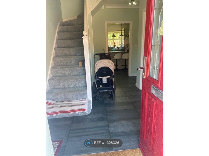 4 Bedroom Detached House To Rent In Tonkins Drive, Thatcham, RG19