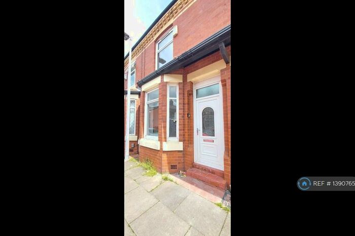 2 Bedroom Terraced House To Rent In Blandford Road, Salford, M6