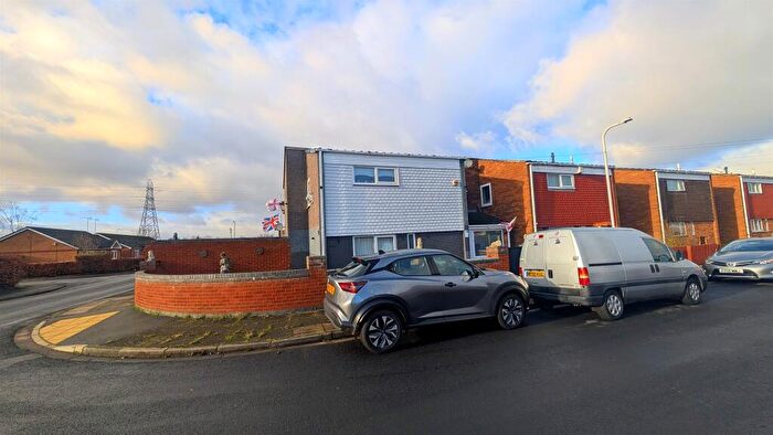 3 Bedroom End Of Terrace House For Sale In Corwen Close, Prenton, CH43