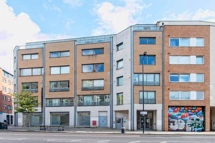 1 Bedroom Flat To Rent In Mare Street, London, E8