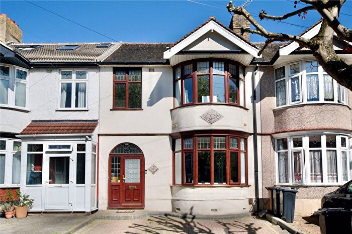 3 Bedroom Terraced House For Sale In Sheringham Drive, Barking, IG11