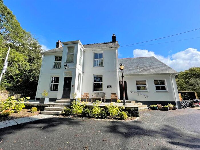 4 Bedroom Character Property For Sale In Passage Lane, Fowey, PL23