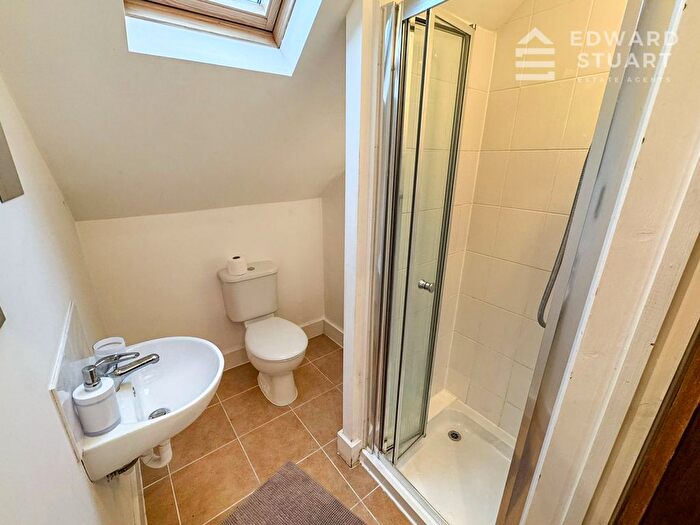 2 Bedroom Flat For Sale In Fletton Avenue, Fletton, Peterborough, PE2