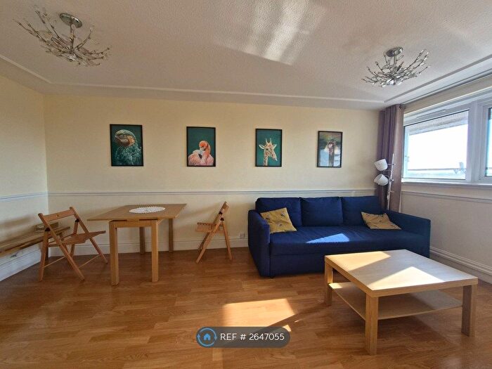 1 Bedroom Flat To Rent In The Rotunda, Birmingham, B2