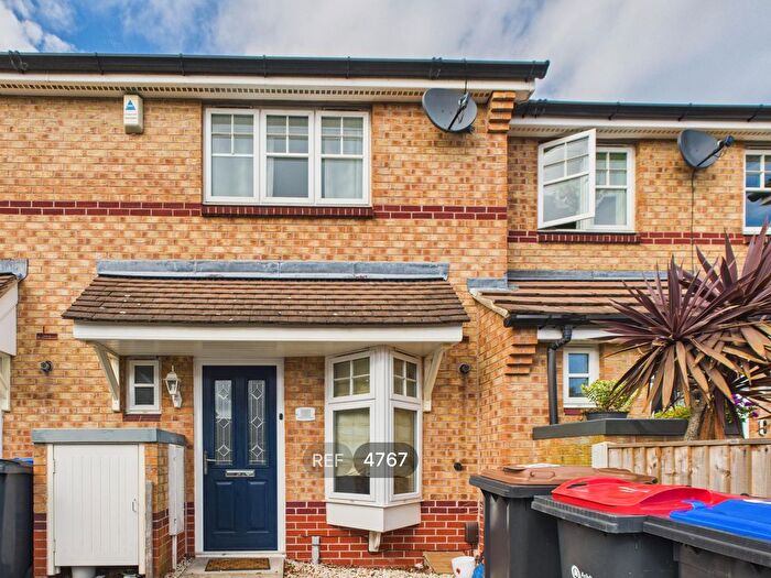 2 Bedroom Terraced House To Rent In Versailles Gardens, Nottingham, NG15