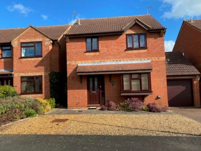 3 Bedroom Detached House To Rent In Austin Close, Market Harborough, LE16