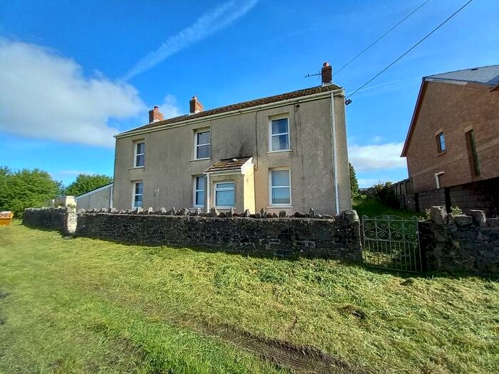 5 Bedroom Detached House For Sale In Station Road, Coelbren, Neath., SA10