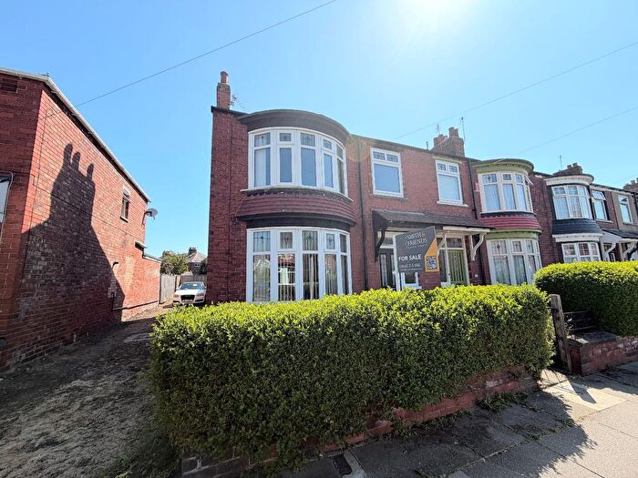3 Bedroom End Terrace House For Sale In Lancaster Road, Middlesbrough, TS5