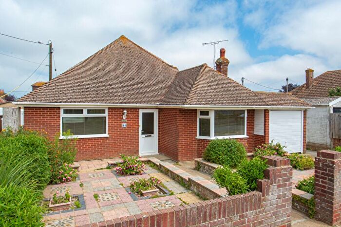 3 Bedroom Bungalow For Sale In King Edward Road, Birchington, Kent, CT7