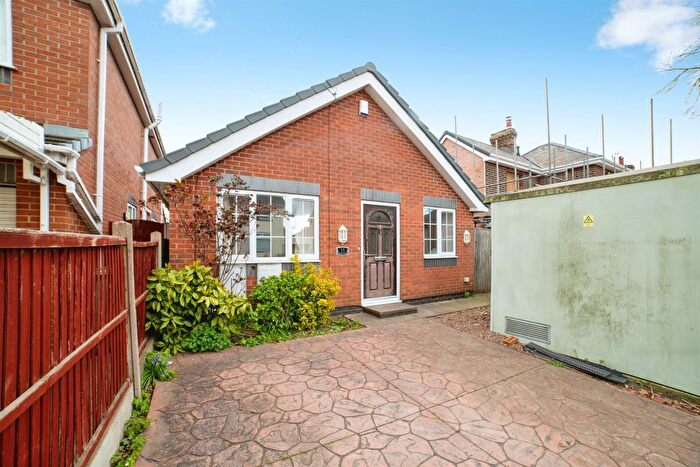 3 Bedroom Detached Bungalow For Sale In Grange Avenue, Mansfield, NG18