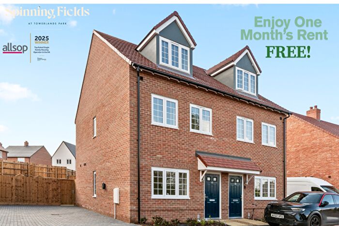 3 Bedroom Semi-Detached House To Rent In Triple Avenue, CM7