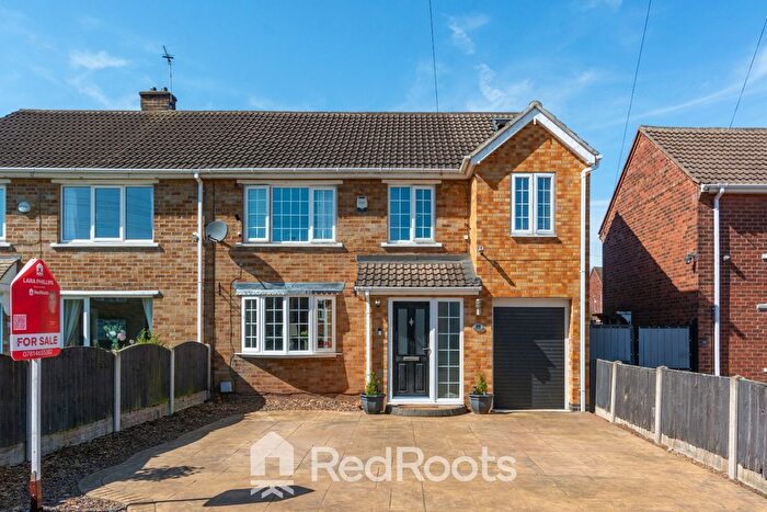 6 Bedroom Semi Detached House For Sale In Cromwell Drive, Sprotbrough, DN5
