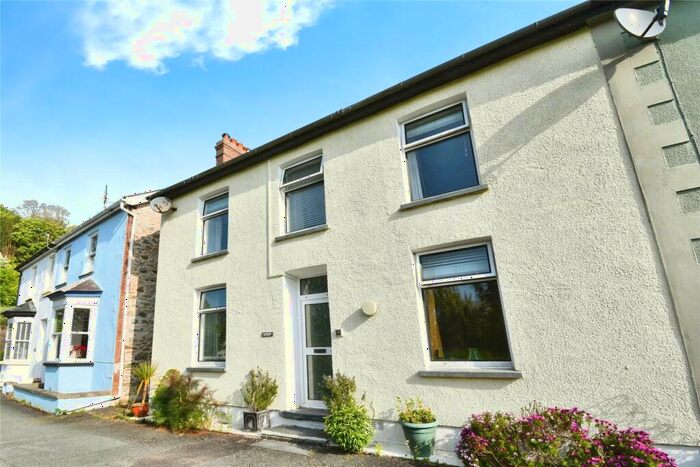 4 Bedroom House To Rent In Goodwick, SA64