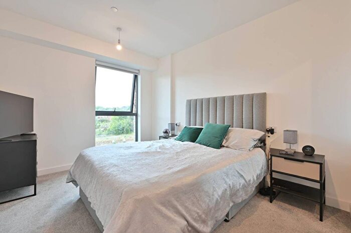 1 Bedroom Flat To Rent In Assay Apartments, Station View, Guildford, Guildford, GU1