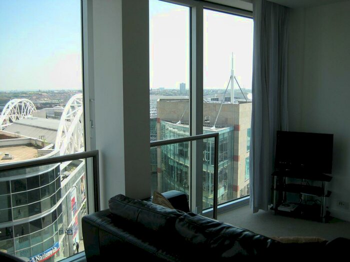 Apartment To Rent In Rotunda Furnished Studio, B2