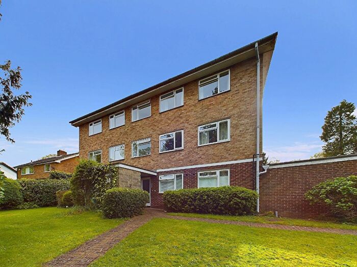 2 Bedroom Flat To Rent In Mays Hill Road, Bromley, BR2