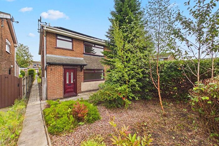3 Bedroom Semi-Detached House For Sale In Long Lane, Chapel-En-Le-Frith, SK23