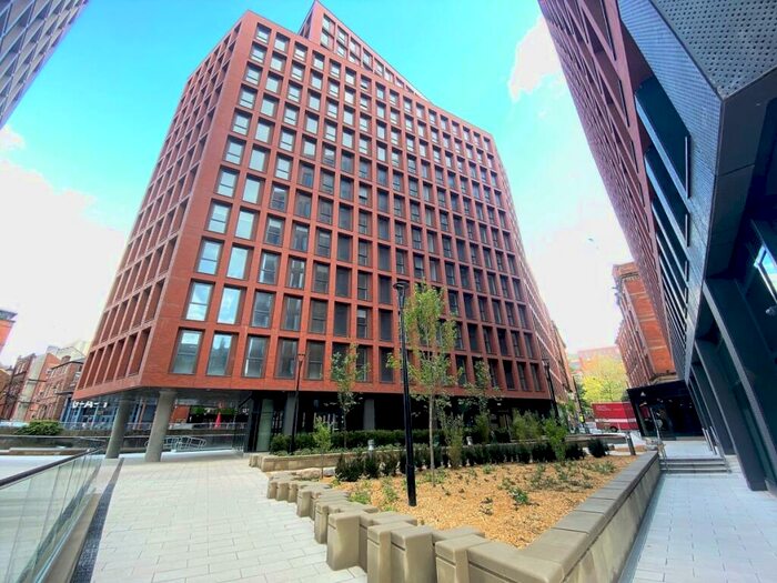 2 Bedroom Apartment To Rent In Whitworth Street Manchester, M1