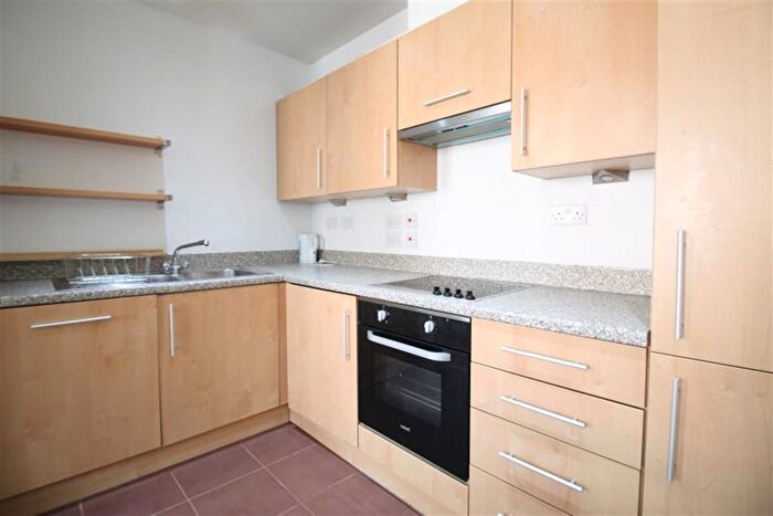 1 Bedroom Flat To Rent In Queens Road, Nottingham, NG2