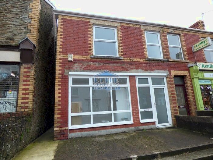 1 Bedroom Flat To Rent In Commercial Street, Kenfig Hill, Bridgend. CF33
