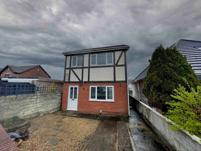 3 Bedroom Detached House To Rent In Brunant Road, Gorseinon, Swansea, West Glamorgan, SA4