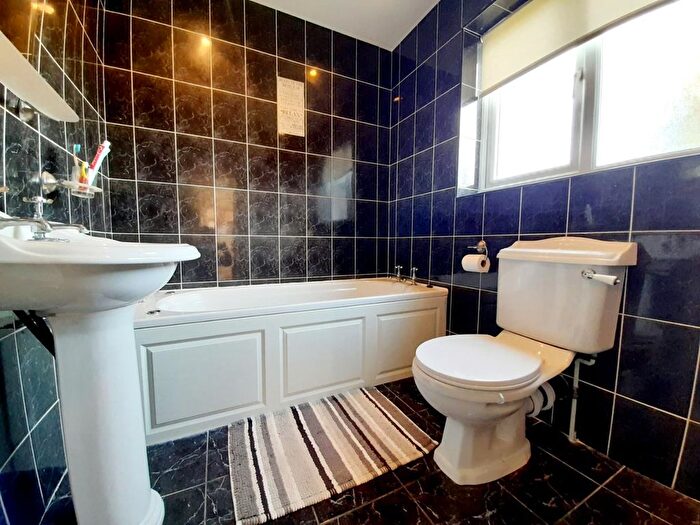 4 Bedroom Detached House For Sale In The Wolds, Waddingham, Gainsborough, DN21