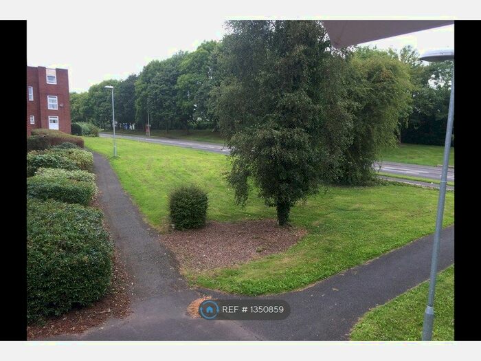2 Bedroom Flat To Rent In Brookside, Telford, TF3