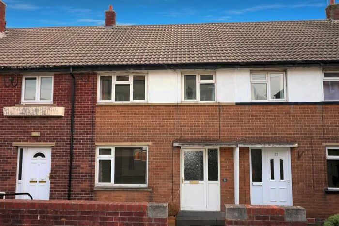 3 Bedroom Terraced House To Rent In Broadgate Drive, Horsforth, Leeds, LS18