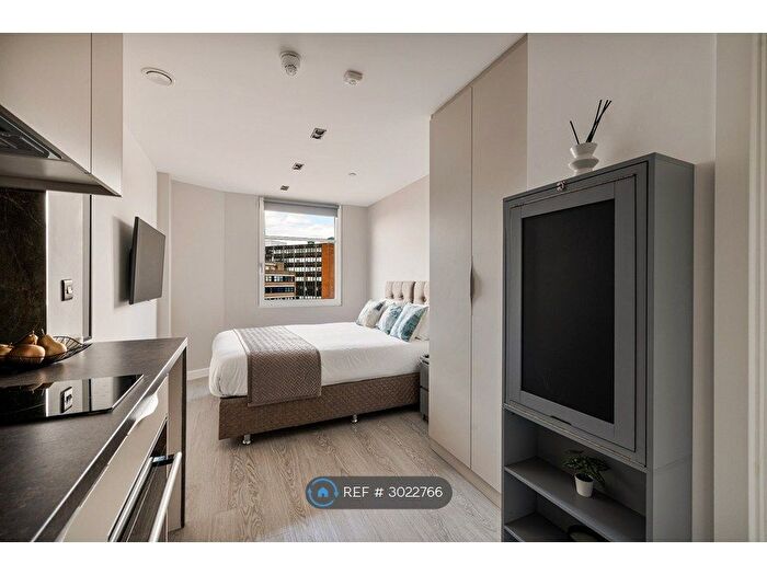 Studio To Rent In Lowlands Road, Harrow, HA1