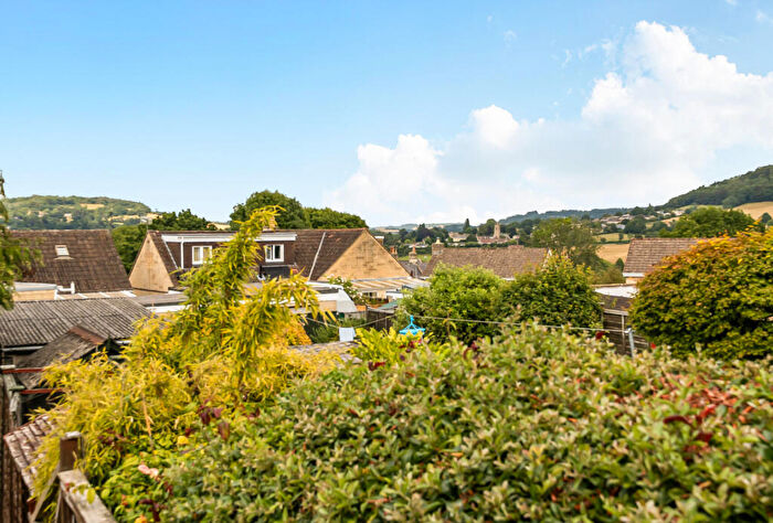 2 Bedroom Bungalow For Sale In Holcombe Close, Bathampton, Bath, Somerset, BA2
