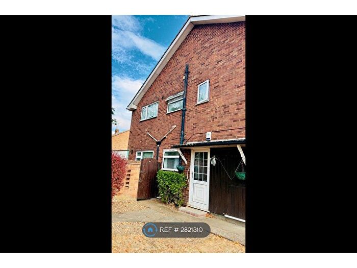 2 Bedroom Maisonette To Rent In Perry St, Dartford, DA1