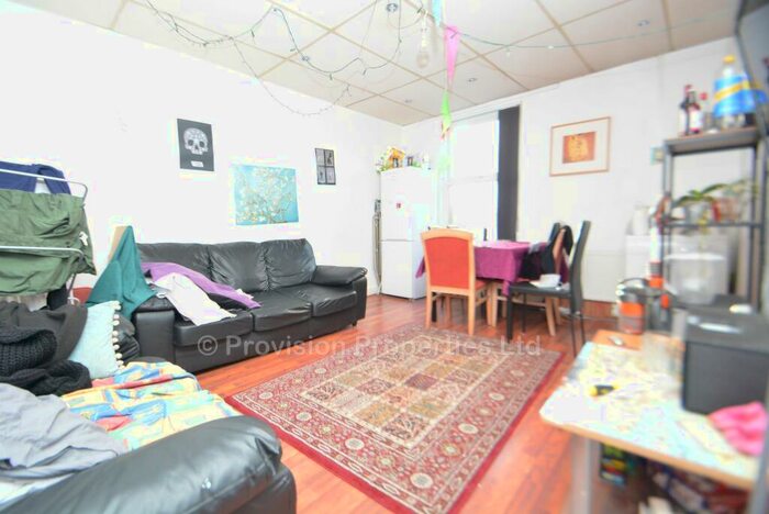 5 Bedroom Terraced House To Rent In Archery Street, City Centre, Leeds, LS2