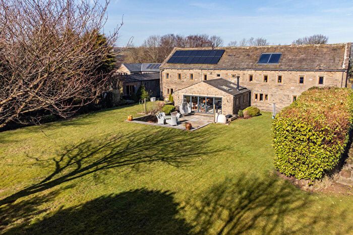 6 Bedroom Detached House For Sale In Carradale, Hob Lane, Soyland, HX6