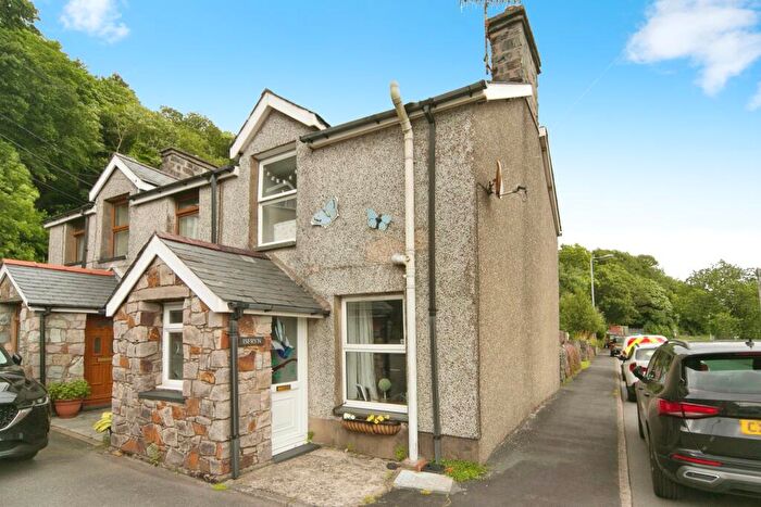 2 Bedroom Semi-Detached House For Sale In Factory Place, Tremadog, Porthmadog, Gwynedd, LL49
