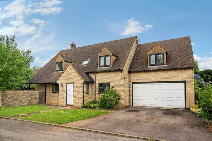 4 Bedroom Detached House For Sale In Wootton End, Stonesfield, Witney, OX29