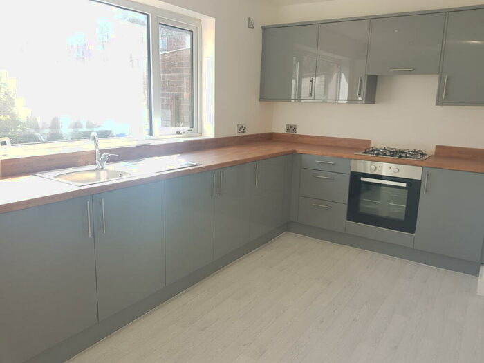 2 Bedroom Terraced House To Rent In Windermere Road, Hyde, SK14