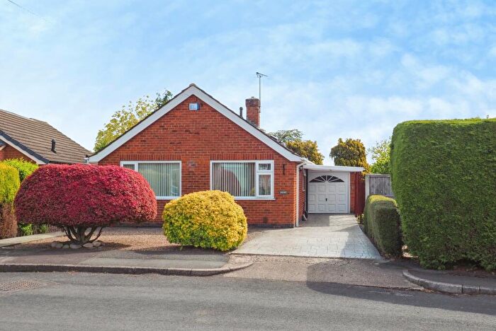2 Bedroom Bungalow For Sale In Oakfield Road, Wollaton, Nottingham, NG8