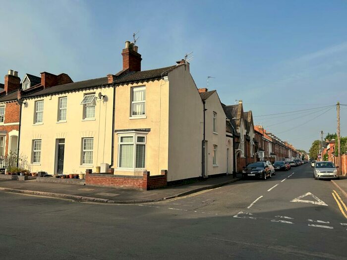 3 Bedroom House To Rent In New Street, Leamington Spa, CV31